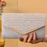 pochette soirée dorée