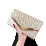 pochette en nylon doré