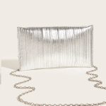 pochette argentée tendance