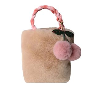 sac à main en fausse fourrure pendentif cerise