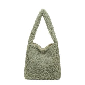 sac bandoulière tendance en fausse fourrure moderne