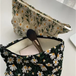 Trousse Broderie Marguerite Florale